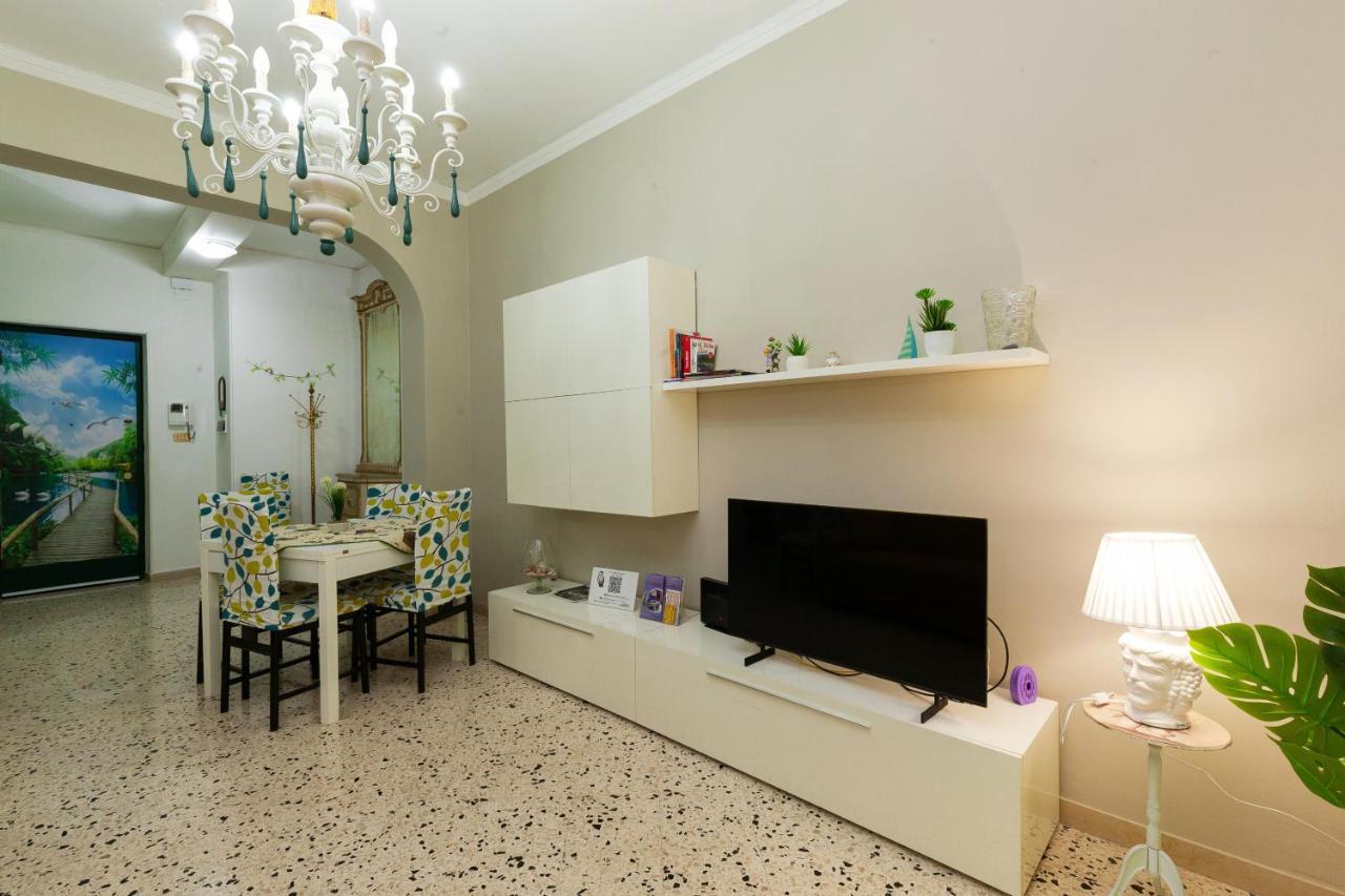 Holiday Apartment My House Palermo Bagian luar foto