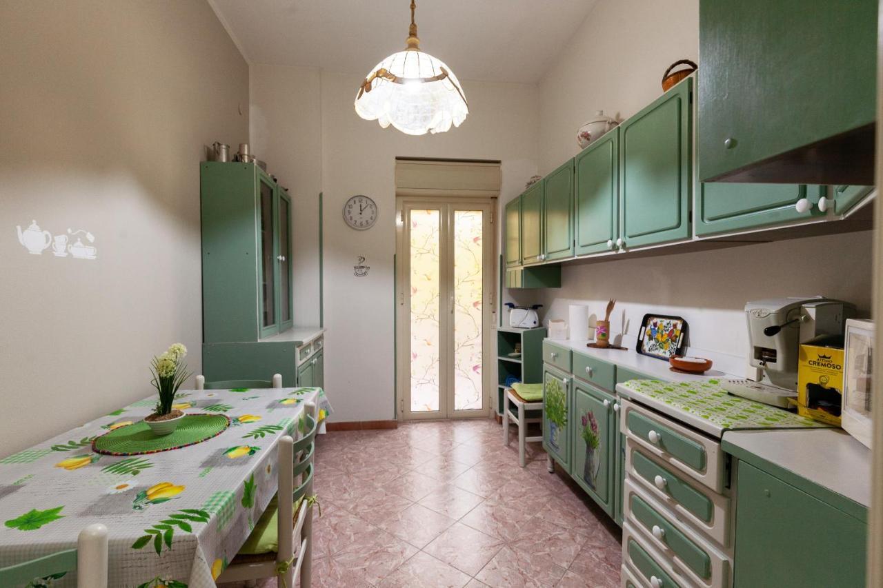 Holiday Apartment My House Palermo Bagian luar foto