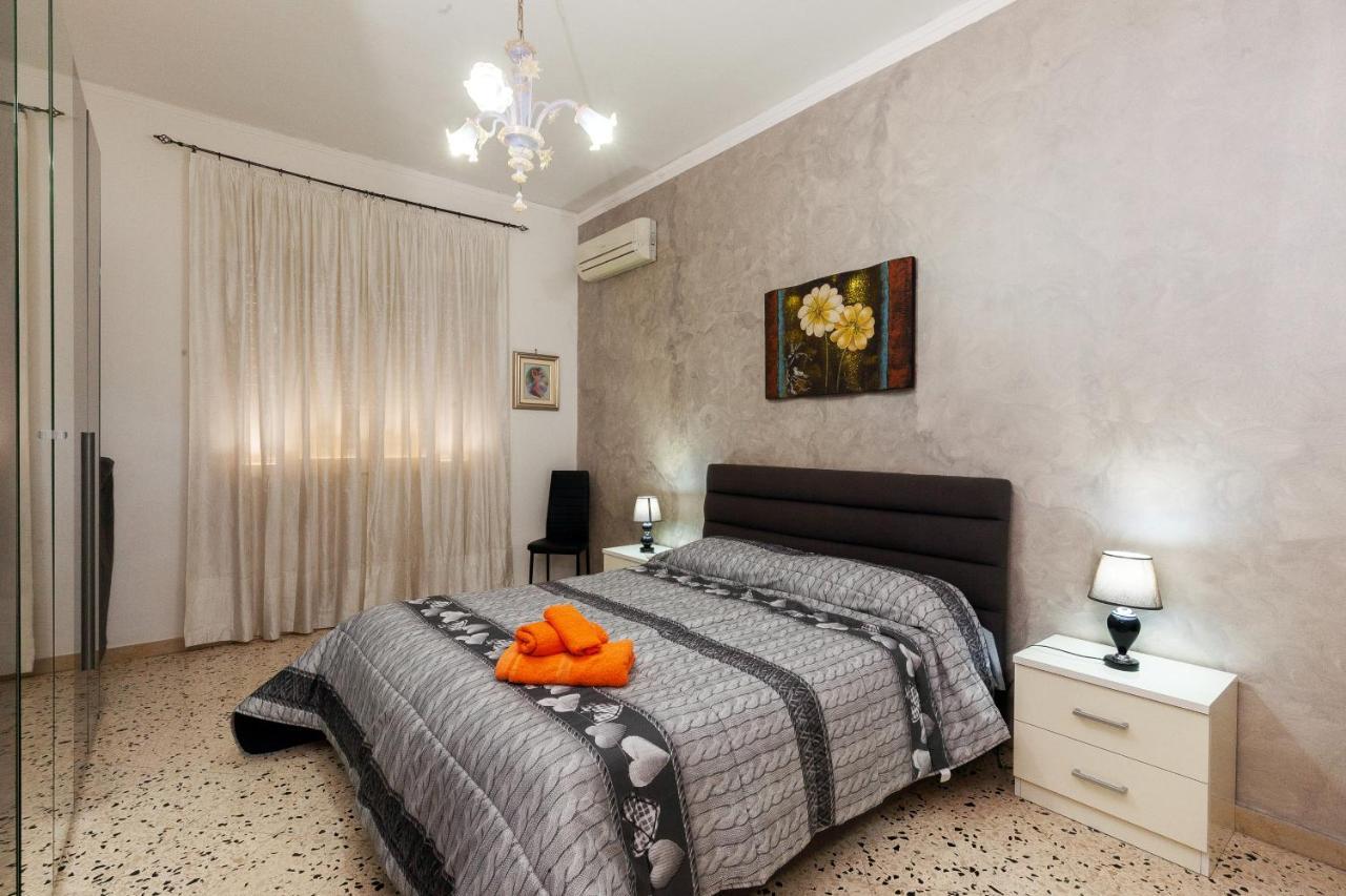 Holiday Apartment My House Palermo Bagian luar foto