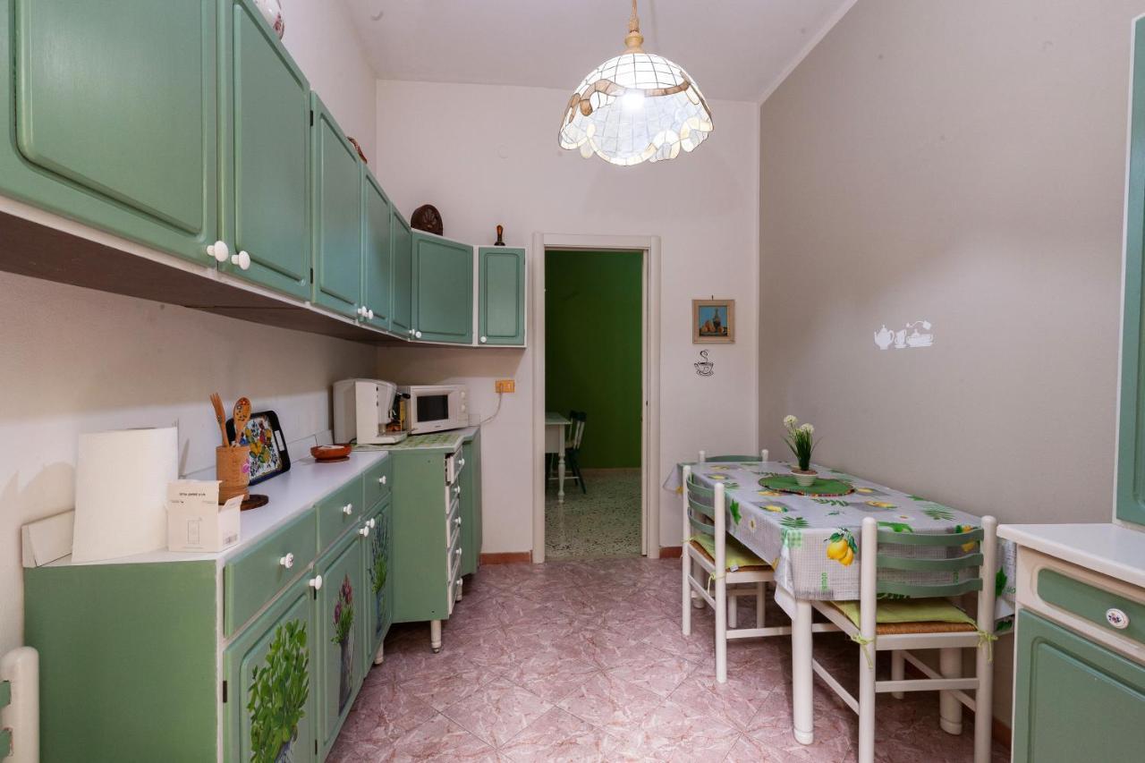 Holiday Apartment My House Palermo Bagian luar foto