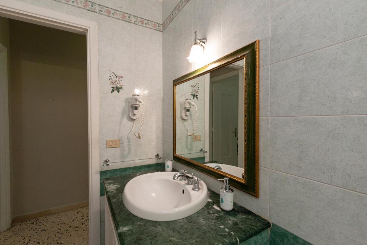 Holiday Apartment My House Palermo Bagian luar foto