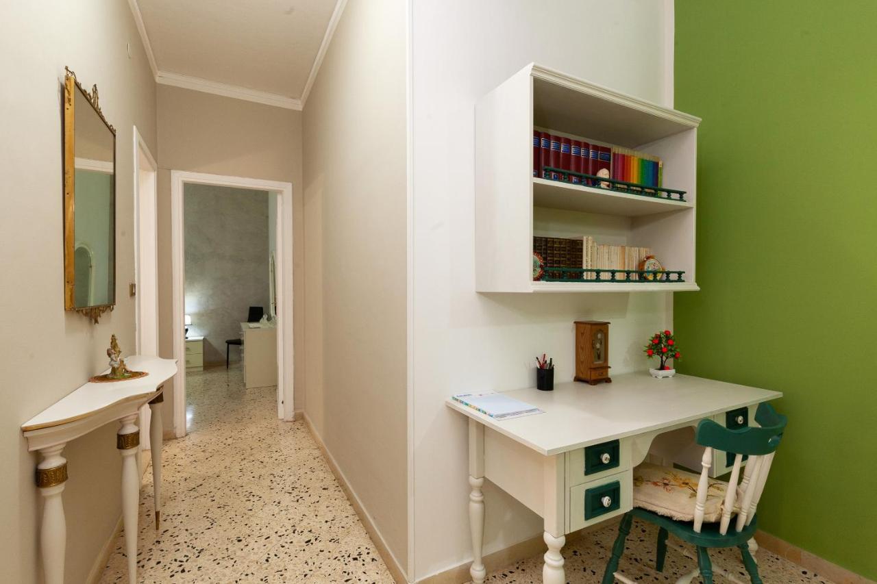 Holiday Apartment My House Palermo Bagian luar foto